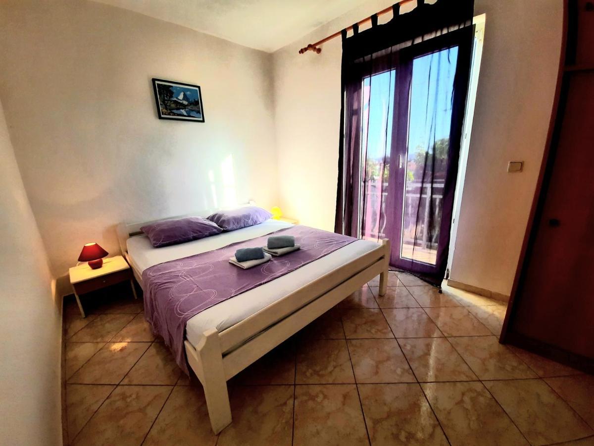Apartments With A Parking Space Pakostane, Biograd - 14054 Exterior foto